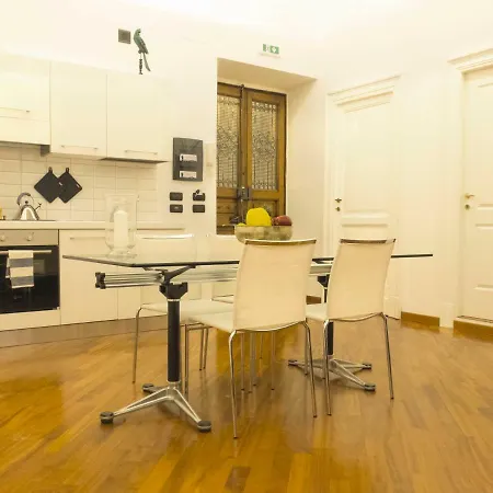 Apartment Mignanelli Luxury Rome
